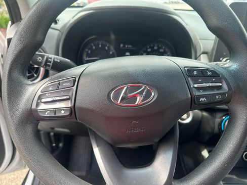 Used 2023 Hyundai Kona SEL image 17