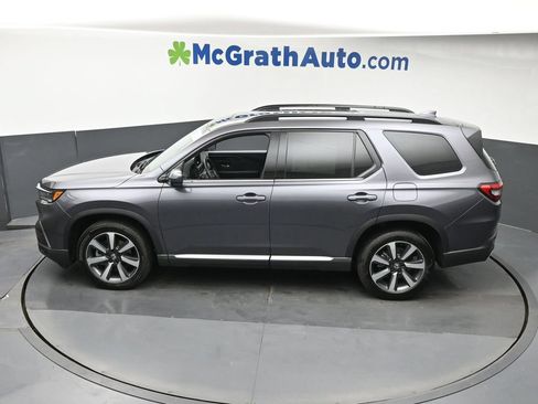 Used 2025 Honda Pilot Touring image 27