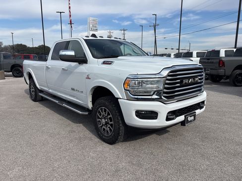 Used 2019 RAM 3500 Limited image 7