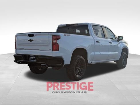 Used 2023 Chevrolet Silverado 1500 LT Trail Boss w/ LT Trail Boss Premium Package image 9