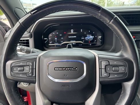Used 2024 GMC Yukon Denali w/ Advanced Technology Package AWD/4WD image 14