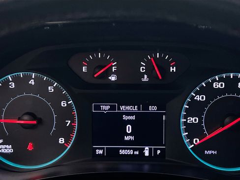 Used 2023 Chevrolet Traverse LT FWD image 22