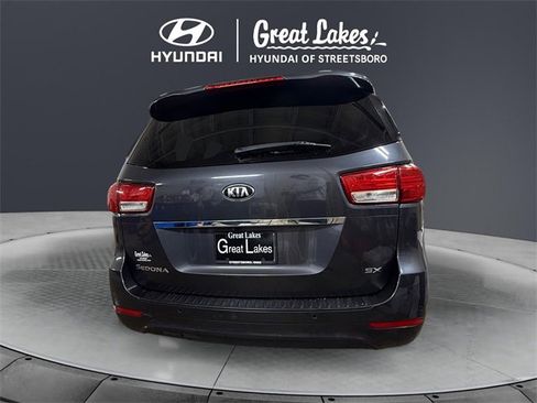 Used 2015 Kia Sedona SX image 4