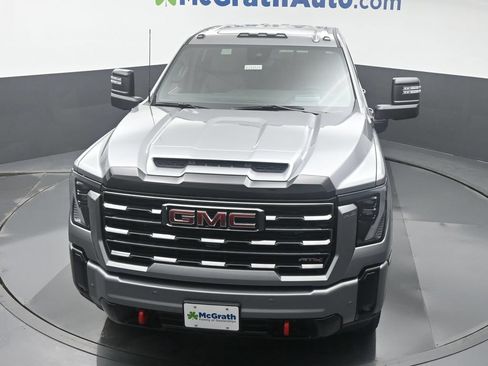 Used 2025 GMC Sierra 2500 AT4 w/ AT4 Premium Plus Package AWD/4WD image 30