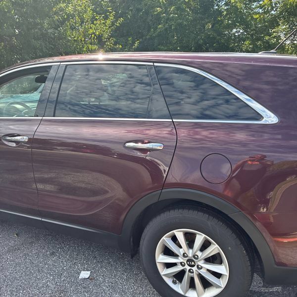 Used 2019 Kia Sorento FWD V6 image 8