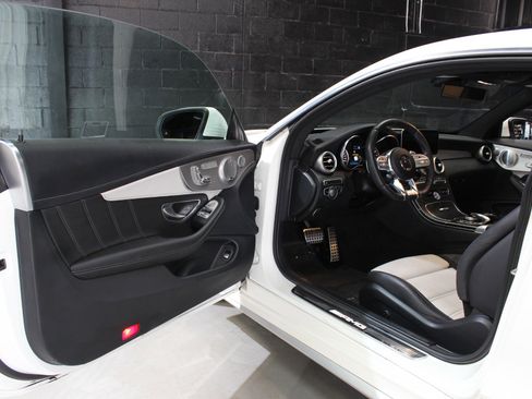 Used 2020 Mercedes-Benz C 63 AMG S w/ Multimedia Package image 23