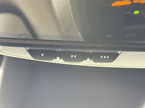 Certified 2024 Toyota Prius XLE image 22