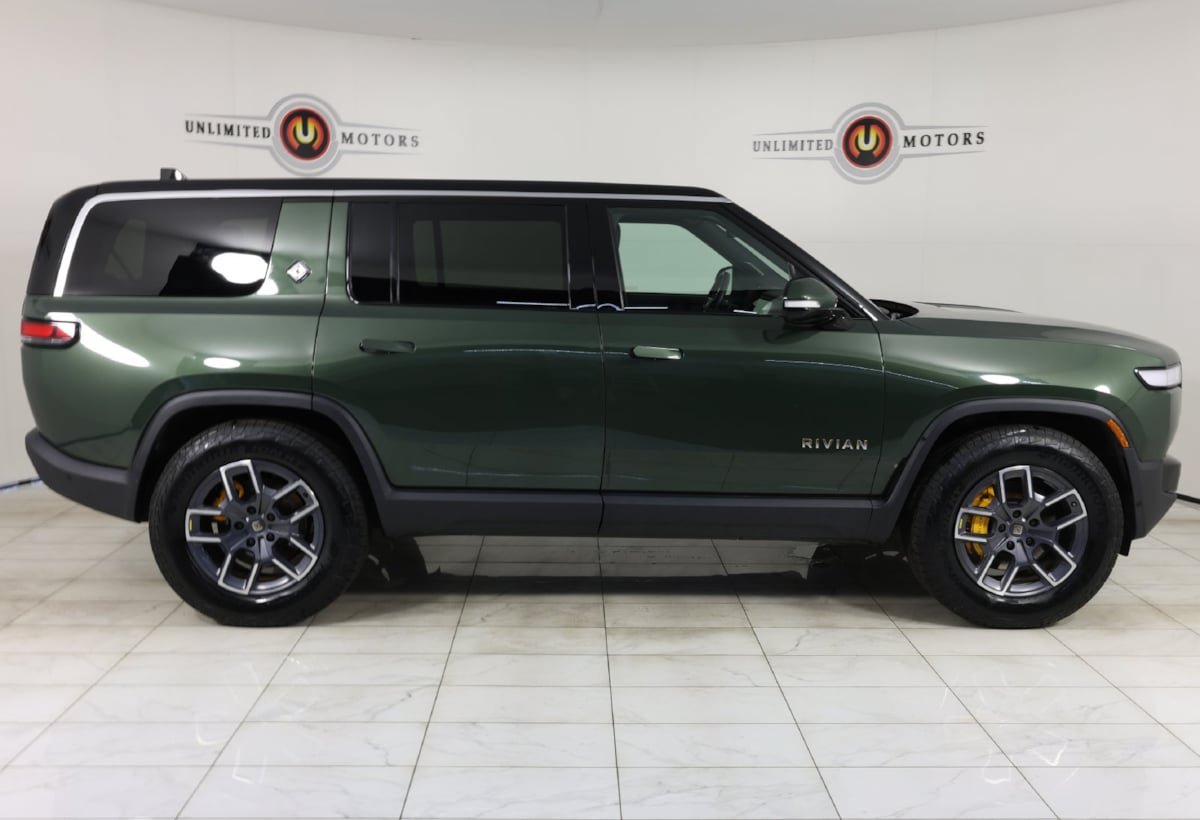 Used 2022 Rivian R1S Launch Edition Quad AWD/4WD image 2