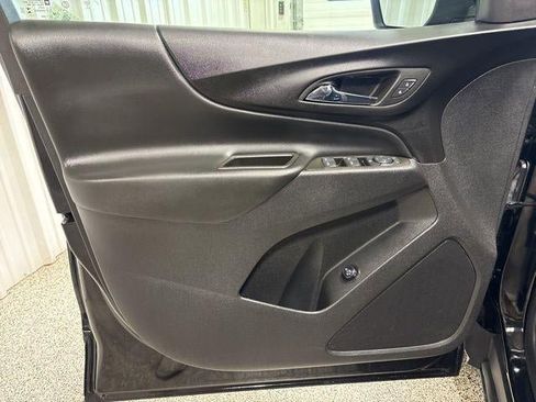 Used 2023 Chevrolet Equinox LT image 25