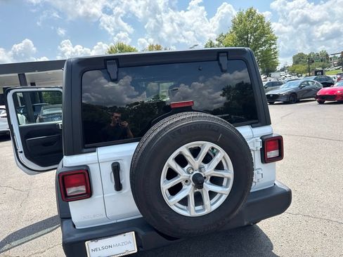 Used 2023 Jeep Wrangler Sport AWD/4WD image 66