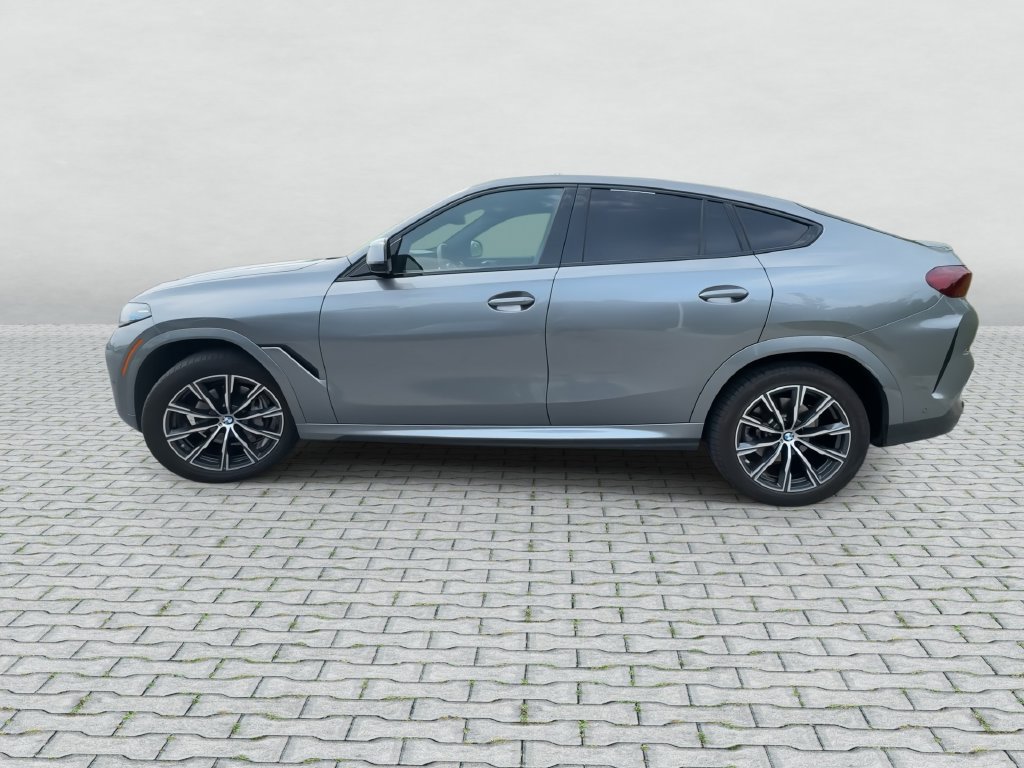 Certified 2025 BMW X6 xDrive40i AWD/4WD image 5