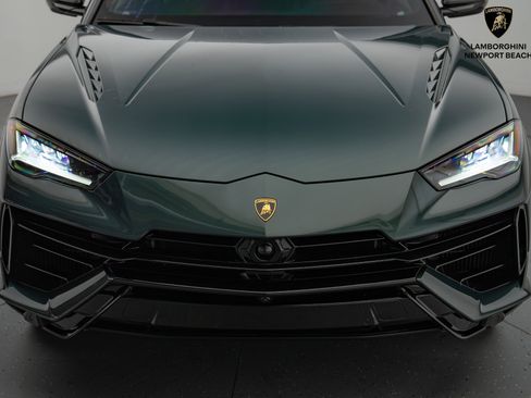 Used 2024 Lamborghini Urus S image 9
