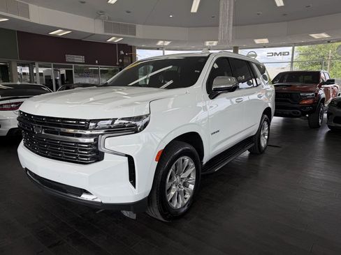 Used 2023 Chevrolet Tahoe Premier AWD/4WD image 13