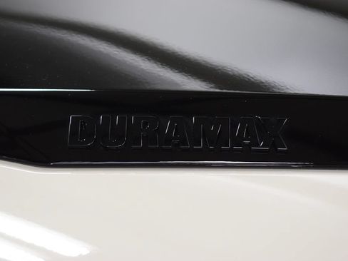 Used 2026 Chevrolet Silverado 1500 ZR2 AWD/4WD image 16
