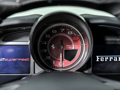 Used 2018 Ferrari 812 Superfast RWD image 26