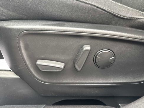 Used 2023 Ford Escape Active image 18
