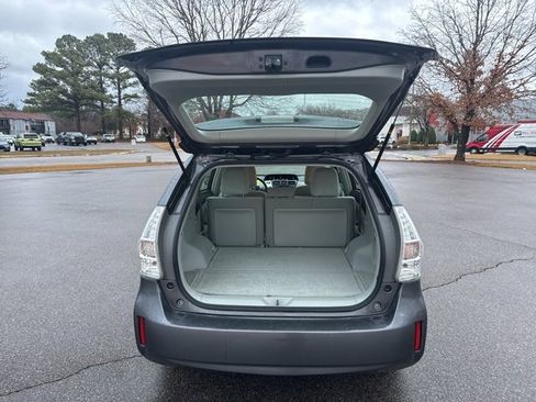 Used 2012 Toyota Prius V image 13