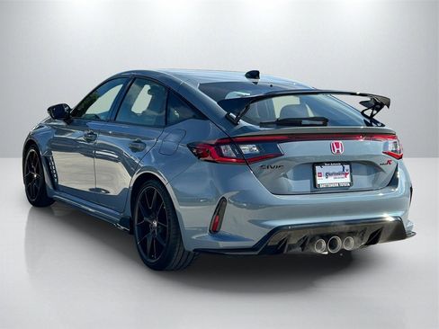 Used 2025 Honda Civic Type R image 7