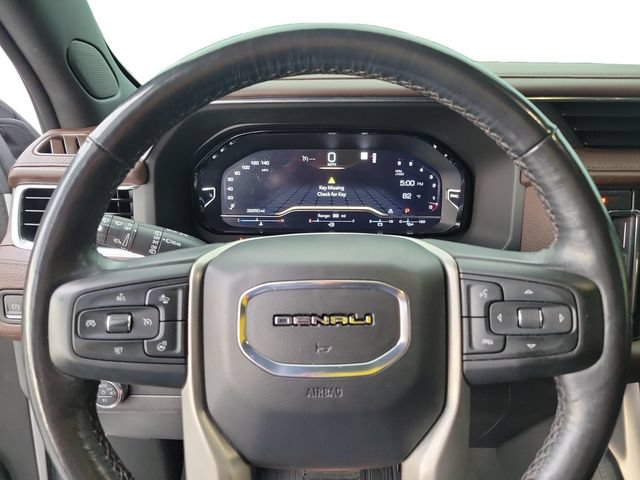Used 2022 GMC Yukon XL Denali RWD image 15