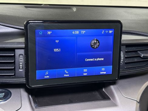 Certified 2022 Ford Explorer XLT image 40