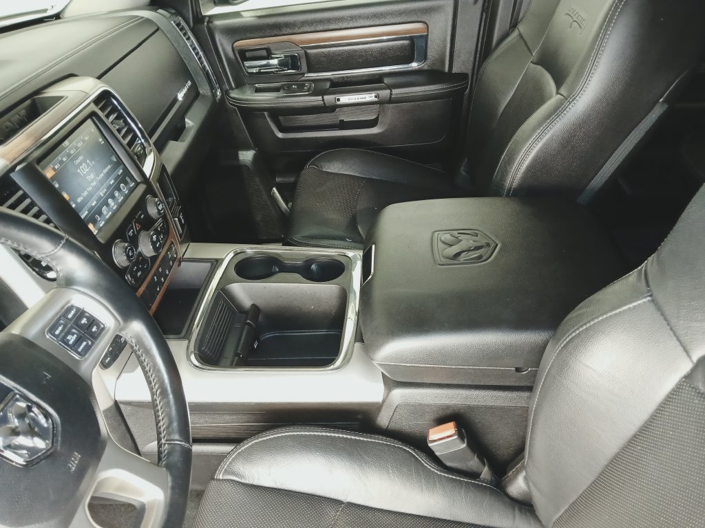 Used 2016 RAM 1500 Laramie w/ Convenience Group AWD/4WD image 16