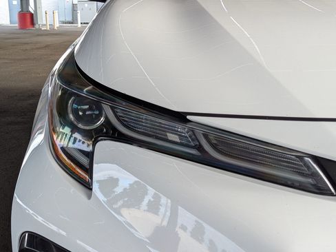 Certified 2021 Toyota Corolla SE FWD image 6