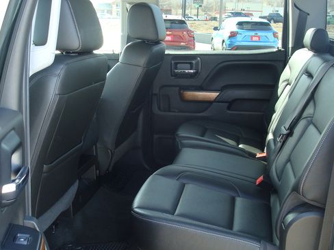 Used 2018 Chevrolet Silverado 1500 LTZ w/ LPO, Black Pack image 7