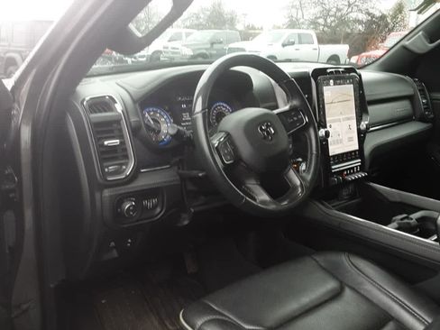 Used 2022 RAM 1500 Limited w/ Body-Colour Bumper Group image 7