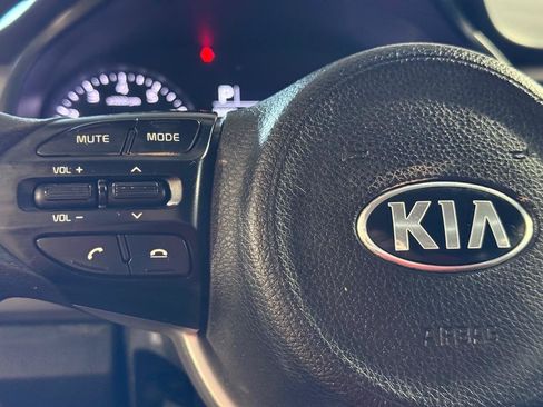 Used 2018 Kia Rio S FWD image 25