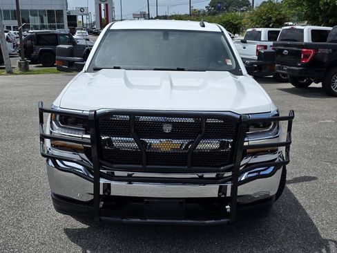 Used 2018 Chevrolet Silverado 1500 LT AWD/4WD image 3