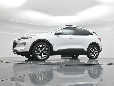 Certified 2020 Ford Escape SEL AWD/4WD image 51