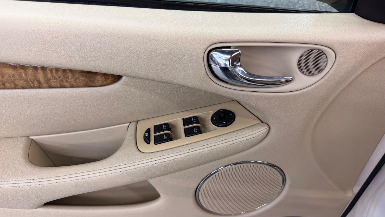 Used 2005 Jaguar X-TYPE 3.0 AWD/4WD image 14