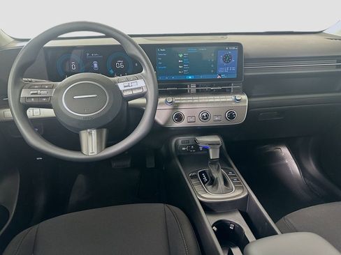 New 2026 Hyundai Kona SE image 17