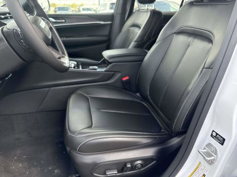 New 2026 Jeep Grand Cherokee Limited w/ Limited Altitude Package RWD image 11