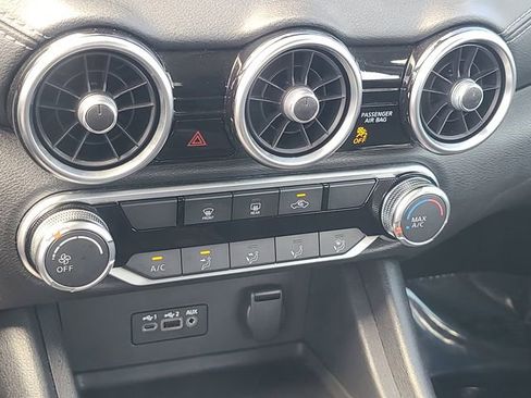 Used 2023 Nissan Sentra SV image 28