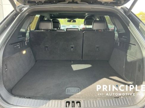 Used 2016 Lincoln MKX Reserve w/ Technology Package FWD image 12