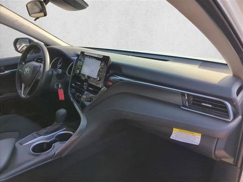 Used 2024 Toyota Camry LE FWD image 27