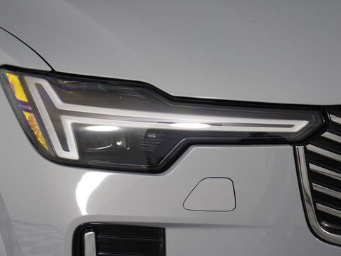 Certified 2026 Volvo XC90 B6 Plus w/ Protection Package Premier AWD/4WD image 26