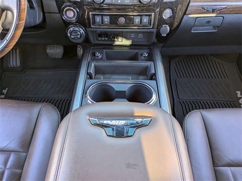 Used 2021 Nissan Titan Platinum Reserve w/ Moonroof Package image 19