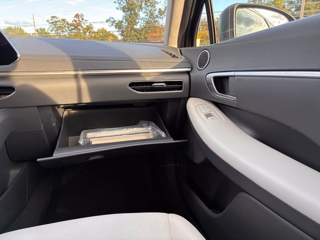 Used 2023 Hyundai Sonata SEL FWD image 41