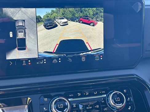 New 2026 GMC Sierra 1500 AT4 w/ AT4 Premium Package AWD/4WD image 30