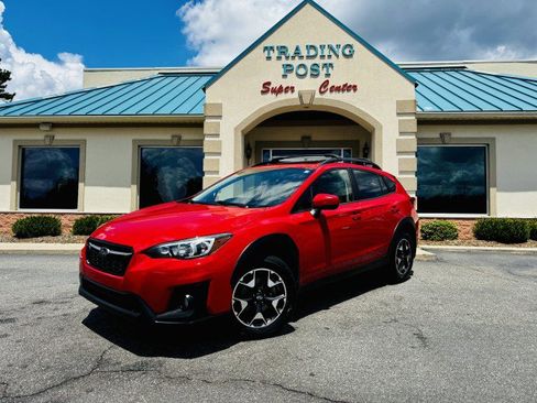 Used 2020 Subaru Crosstrek 2.0i Premium w/ Moonroof Package 2 image 2