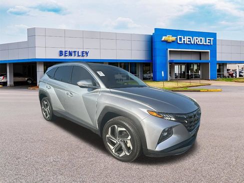 Used 2023 Hyundai Tucson Limited AWD/4WD image 8