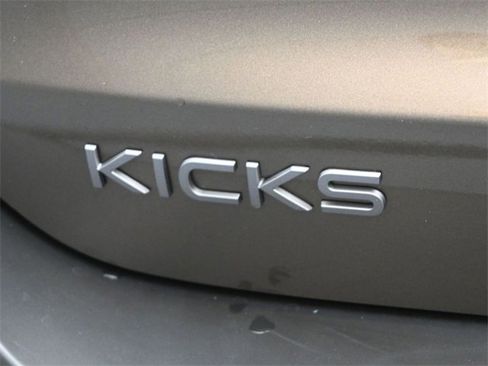 New 2026 Nissan Kicks SV w/ Charging Package image 14