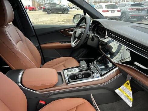 Used 2025 Audi Q7 2.0T Premium Plus w/ Premium Plus Package image 25
