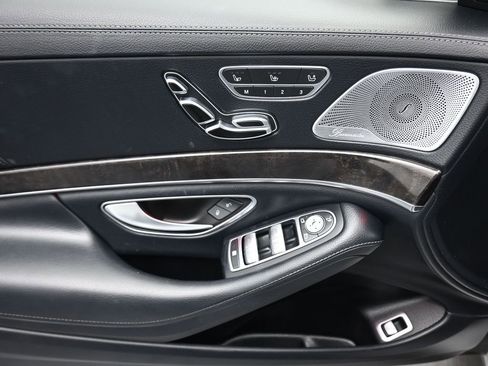 Used 2016 Mercedes-Benz S 550 4MATIC Sedan image 10