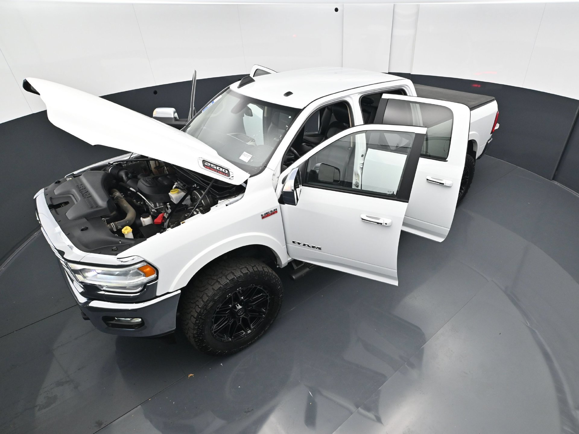 Used 2022 RAM 2500 Laramie AWD/4WD image 38
