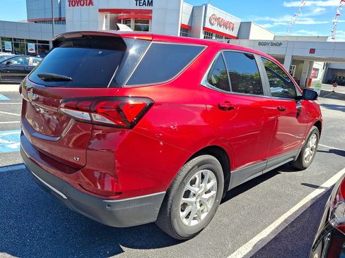 Used 2022 Chevrolet Equinox LT FWD image 4