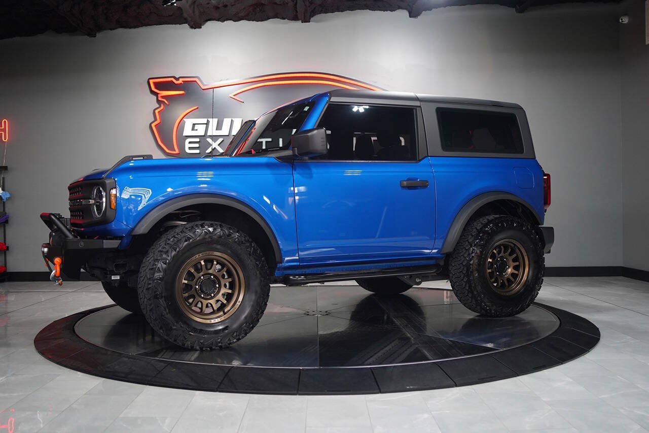 Used 2022 Ford Bronco 2-Door AWD/4WD image 2