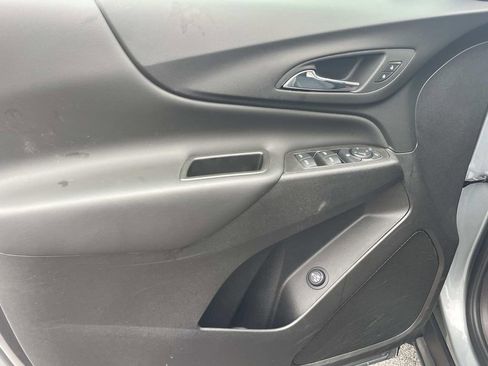 Used 2024 Chevrolet Equinox LT w/ LPO, Floor Liner Package image 15